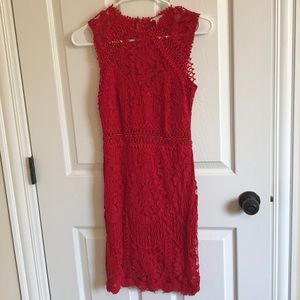 Red main strip dress